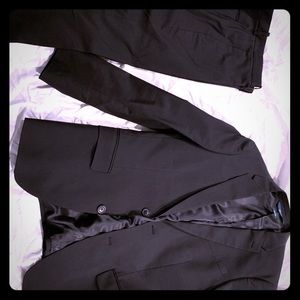 Pery Ellis Very Slim Black Suit